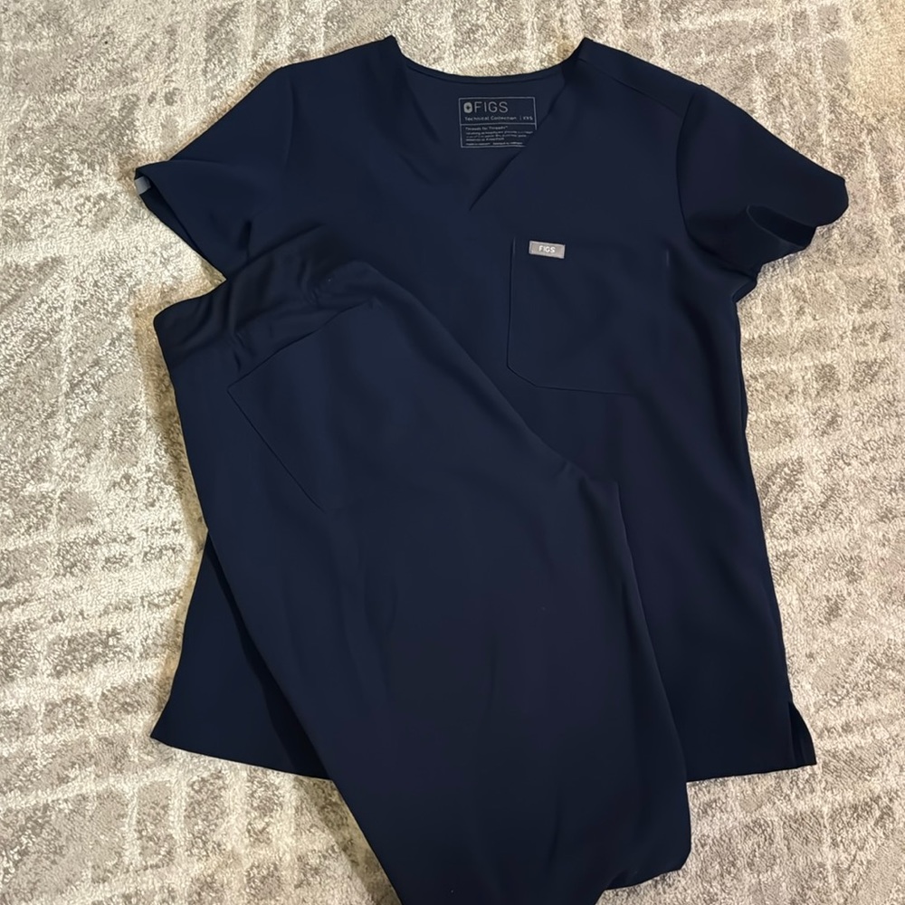 FIGS SCRUBS